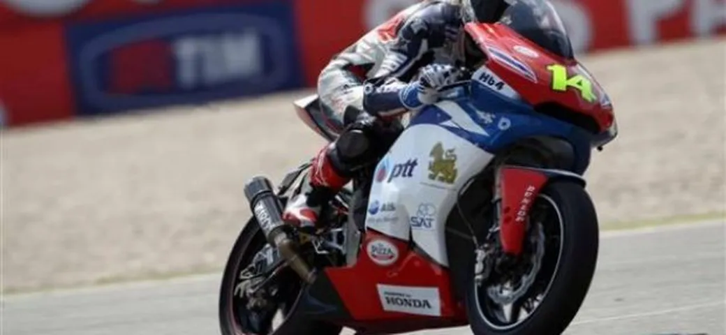 Grave incidente stradale per Ratthapark Wilairot
