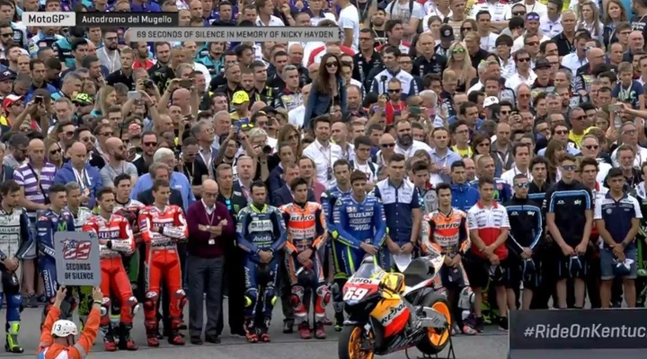 MotoGP: 69 secondi di silenzio per Hayden dal Mugello