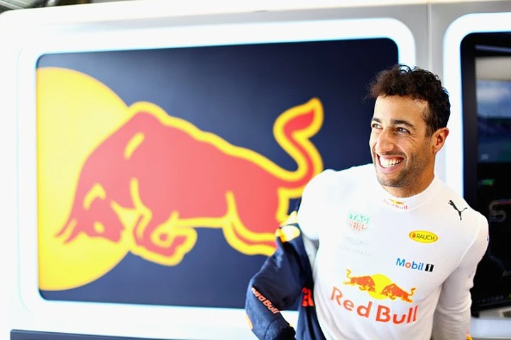 Formula 1, Ricciardo: addio Red Bull, ha firmato con Renault
