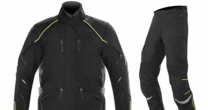 Abbigliamento Alpinestars: pantaloni e giacca Land GTX