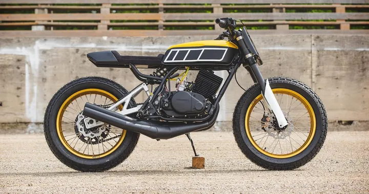 Yamaha RD400 '427 Street Tracker' by Smyth Innovations