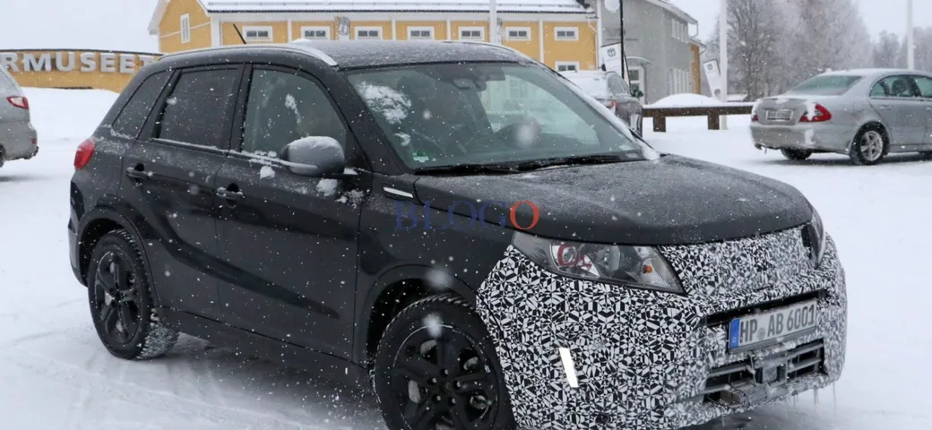 Suzuki Vitara: foto spia del facelift