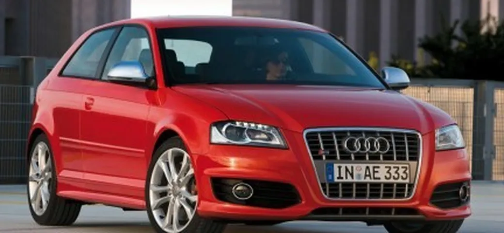 Audi S3 S-Tronic: cambio a doppia frizione per 3 porte e sportback