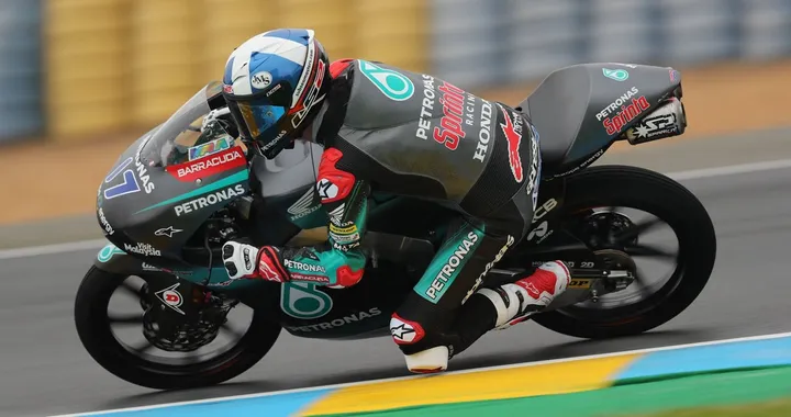 Moto3 Francia: McPhee in pole su Arbolino