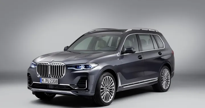 Nuova BMW X7: tutte le caratteristiche della grande SUV bavarese