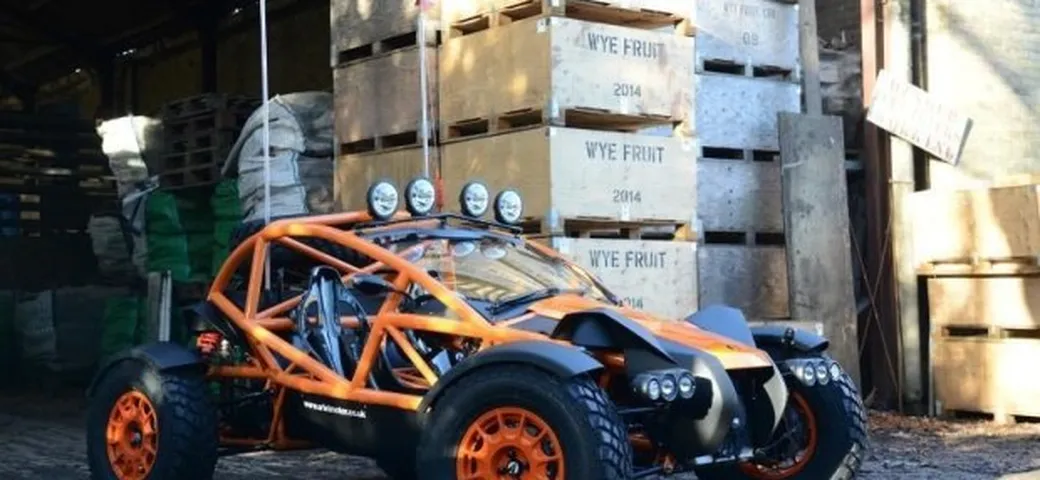 Tutte le immagini e le informazioni sull'Ariel Nomad