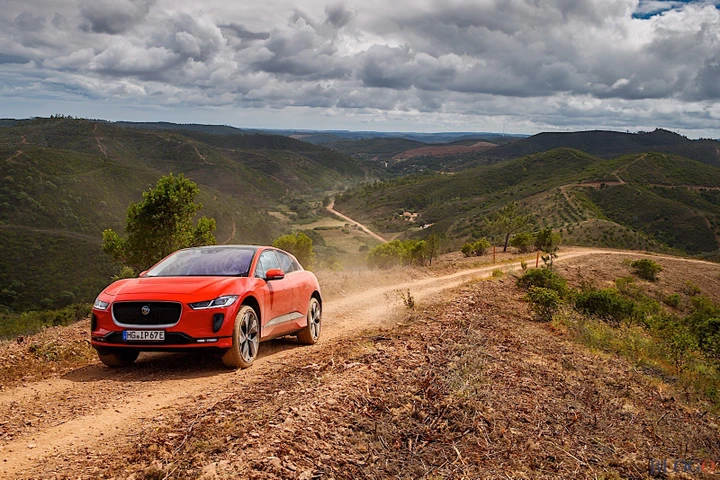 Jaguar I-PACE: primo contatto con il Giaguaro elettrico
