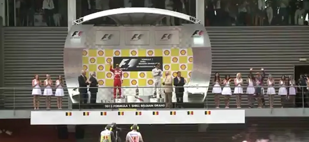Greenpeace al GP del Belgio F1 2013 contro Shell