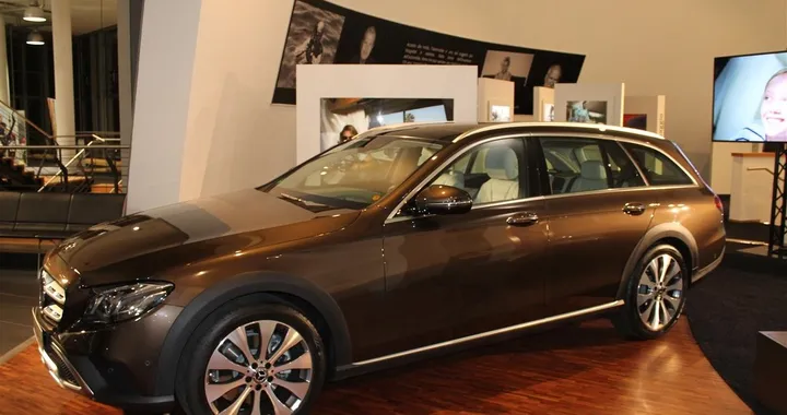 Mercedes Classe E All-Terrain: anteprima italiana [Foto e video Live]