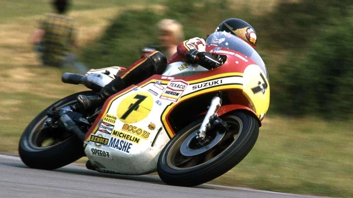 Epoca da corsa: il restauro della Suzuki di Barry Sheene | Parte 1