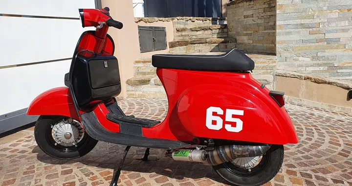 Loris Capirossi: ecco la sua super Vespa 50 Special