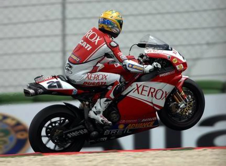 Vallelunga gara2: Bayliss veni, vidi, vici!