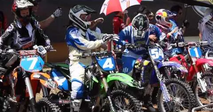 Behind-the-scenes with Monster Energy Kawasaki's Sara Price