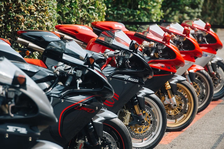 MV Agusta celebra 80 anni con un Open Day da record