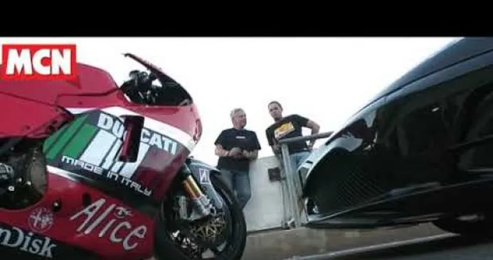 Ducati Desmosedici RR vs. Ferrari F430 Scuderia: chi vince la sfida?