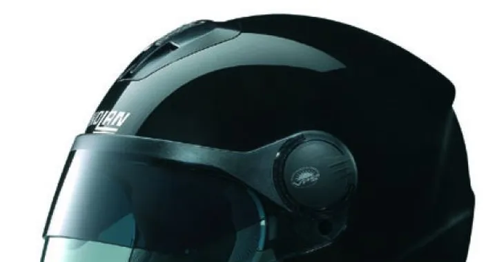 Cipollini sceglie il Nolan N42E