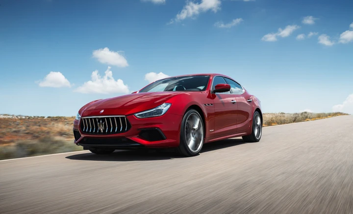 Maserati, la prima elettrica sarà la Ghibli