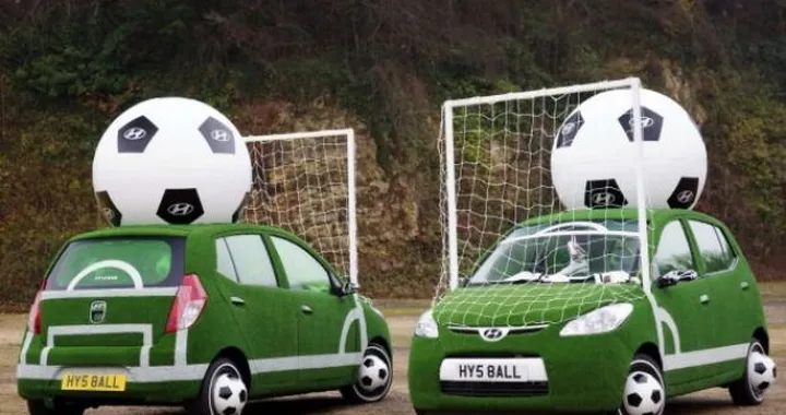 Hyundai: due stravaganti i10 dedicate ai Mondiali di calcio