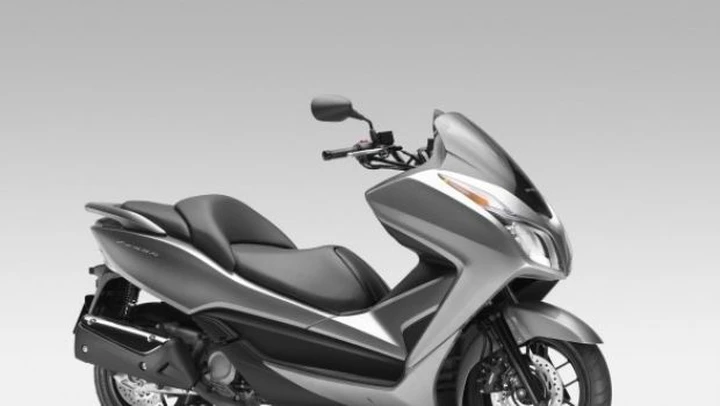 Honda NSS300 Forza 2013
