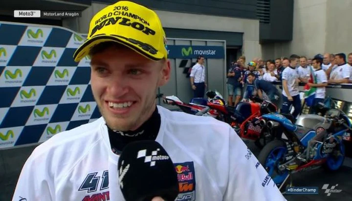 Moto3 Aragon, a Navarro la gara a Binder il titolo “anticipato”. Bastianini e Di Giannatonio super. Bulega, che jella!