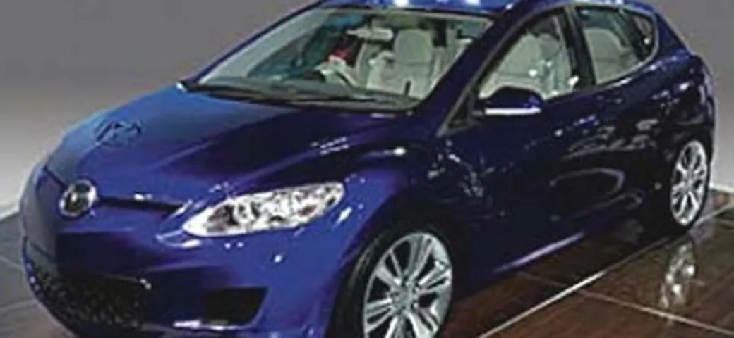 Prima immagine della nuova Mazda 3 ?