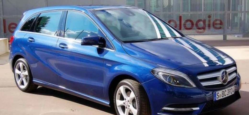 Nuova Mercedes Classe B: prova su strada