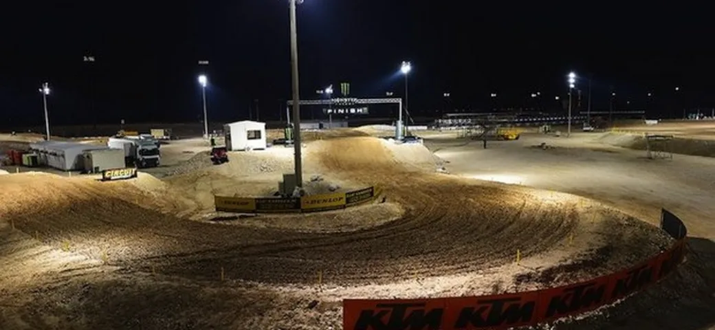Motocross: il Mondiale MX-GP 2015 al via in Qatar