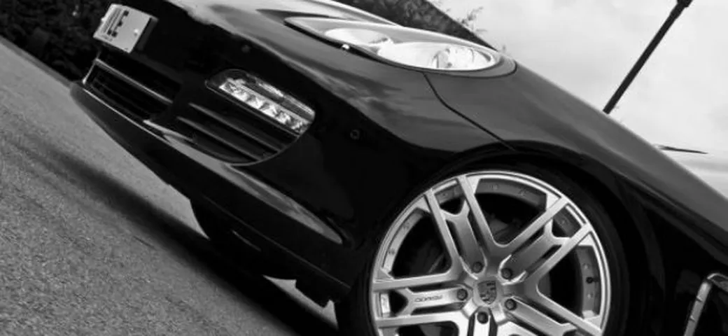 Project Kahn Porsche Panamera