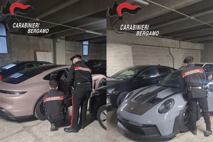 20 veicoli di lusso scoperti in un garage: una frode sofisticata