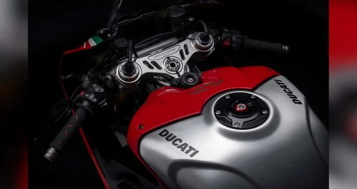 Ducati Panigale V4 SP 2027: cosa sappiamo sulla nuova superbike