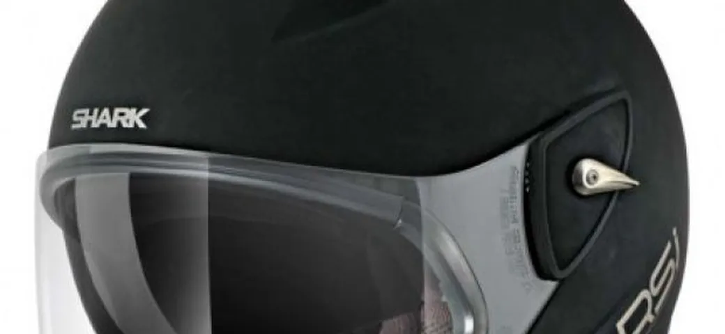 Nuovo RSJ, il Jet in fibra di Shark
