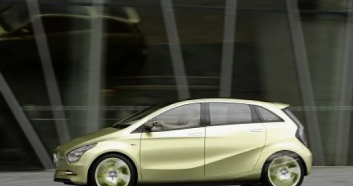 Mercedes Concept BlueZERO: nuove immagini ufficiali della versione ibrida plug-in