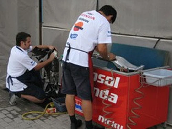 MotoGP: la Honda trema e porta in Qatar la moto 2007
