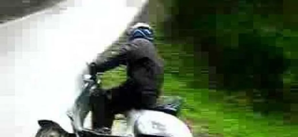 Di 