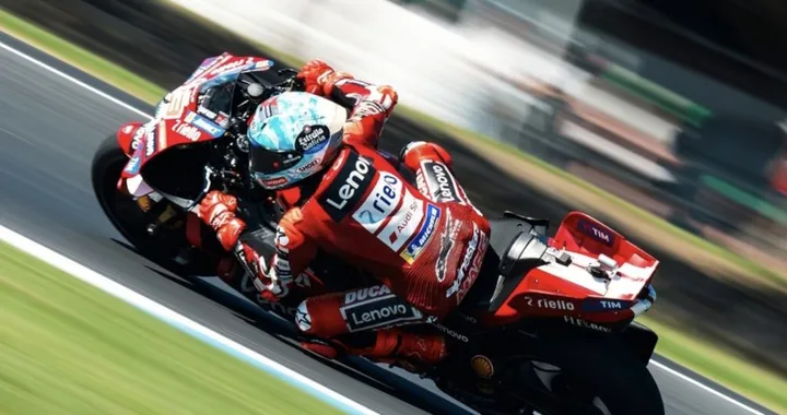 MotoGP, Márquez vince in Australia: Martín cade, Mondiale ribaltato