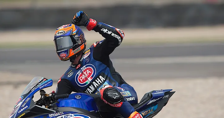 SBK Donington, Van Der Mark (Yamaha): doppietta! Ma Rea allunga le mani sul titolo