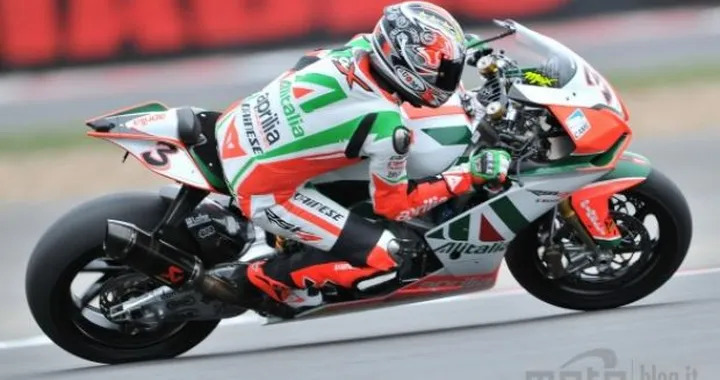 WSBK Test: via da Aragon con Biaggi in testa, secondo Sykes, terzo Haslam