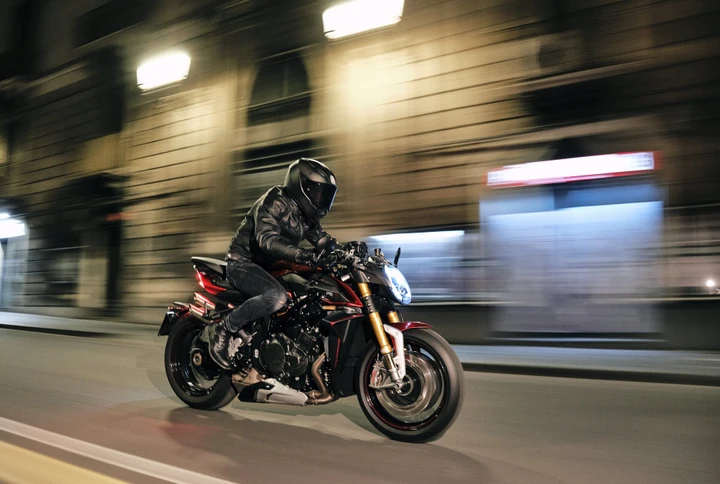 MV Agusta Brutale 1000 RR 2021, più affilata e più facile: foto e caratteristiche