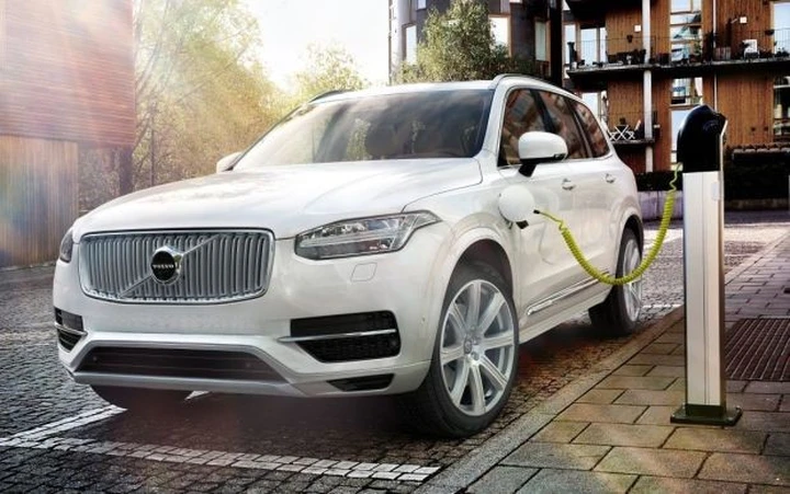 Volvo XC90 T8 Twin Engine: il Suv da 2.1 L/100 km