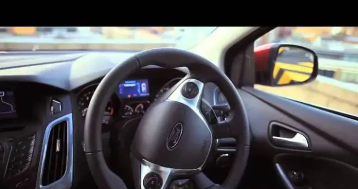 Via alla sfida col parcheggio di Nina. Parte Ford Real World Challenges