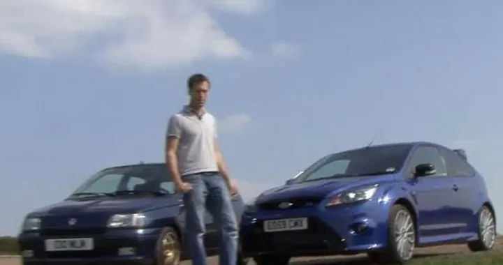 Video: Ford Focus RS contro Renault Clio Williams
