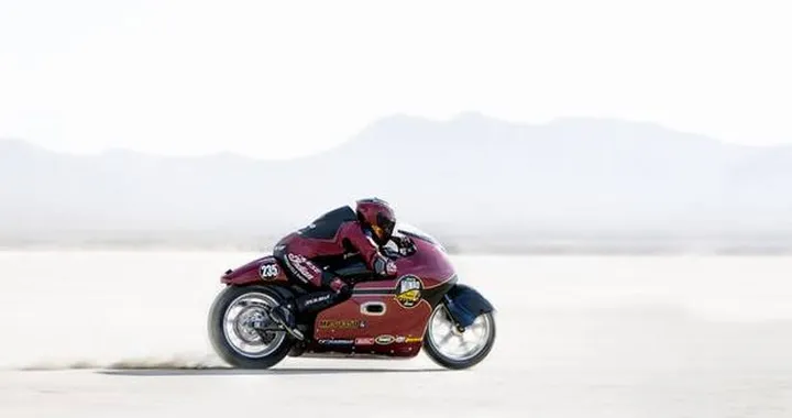 Bonneville Speed Week: Indian e Lee Munro a caccia delle 200 mph