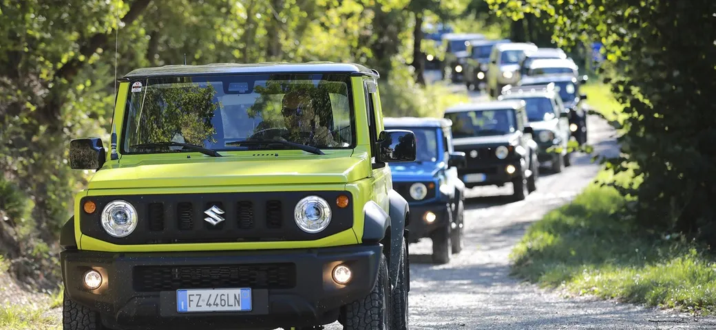Suzuki, al raduno 4x4 2020 con Vitara e V-Strom