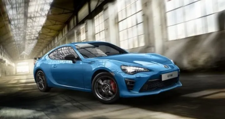 Toyota GT86 Thunder Blue: anteprima al Japanese Car Meeting