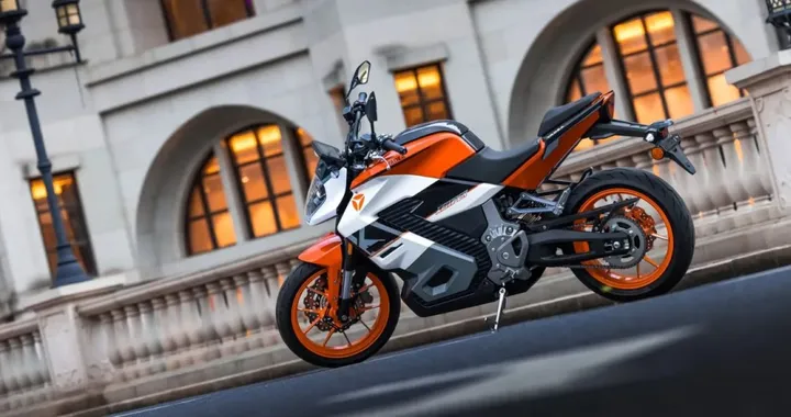 Perché Elon Musk dice “mai” alle motociclette Tesla