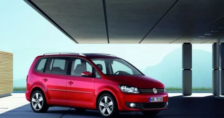 Volkswagen Touran: foto ufficiali della nuova generazione