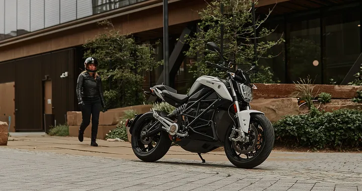 Zero Motorcycles presenta le moto elettriche SR MY24 e DSR MY24