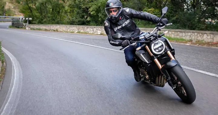 Honda CB650R 2019, la prova su strada (VIDEO)