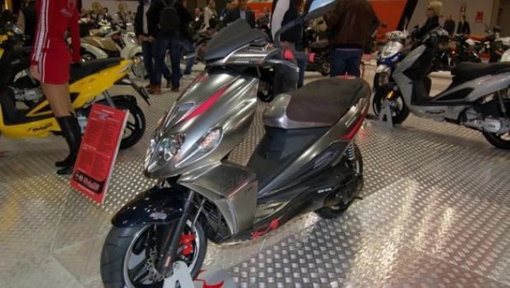 Live @ Eicma 2010: Malaguti Phantom Masterpiece per gli 80 anni della Casa bolognese
