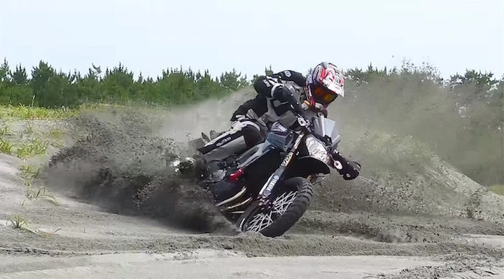 Yamaha MT-09 Adventure [Video]